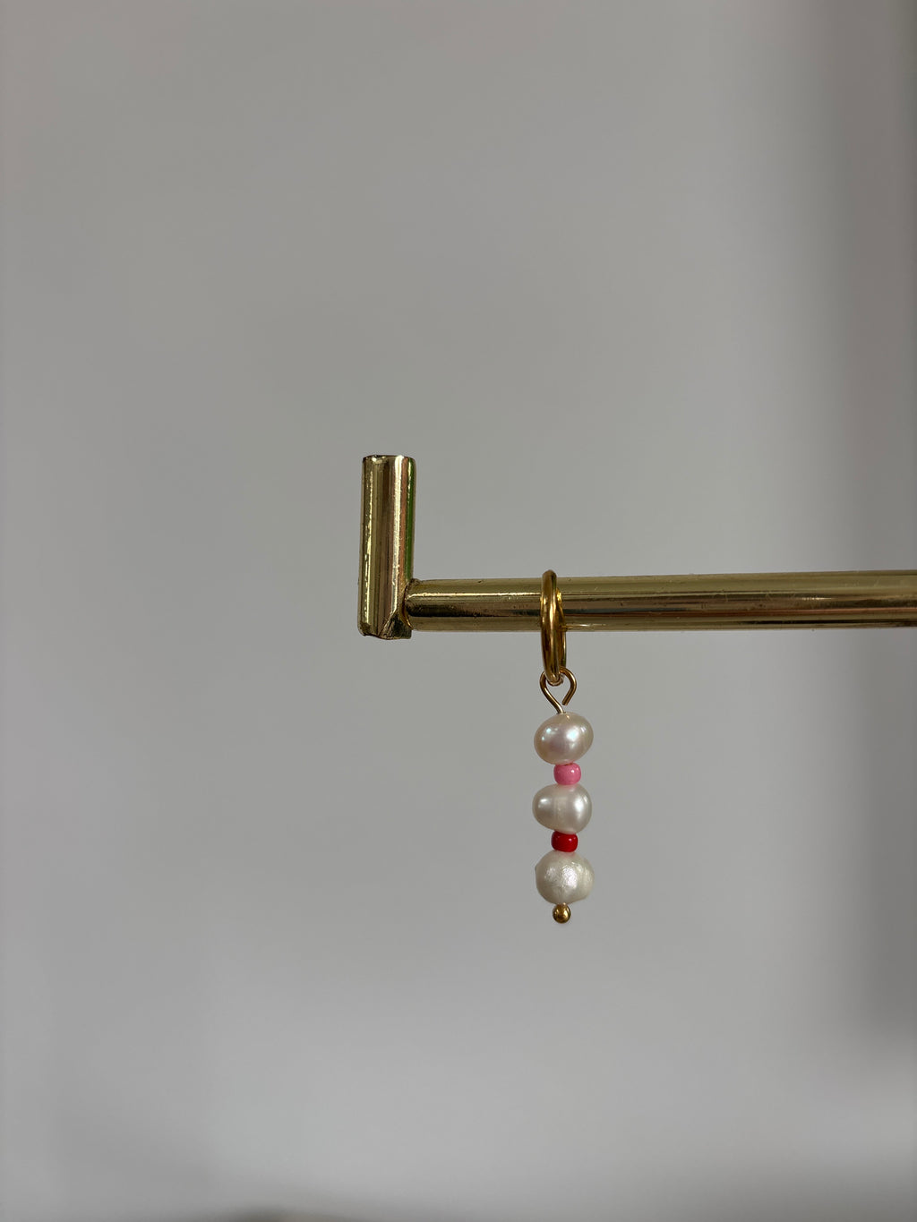 Colour pearl hoop | per stuk