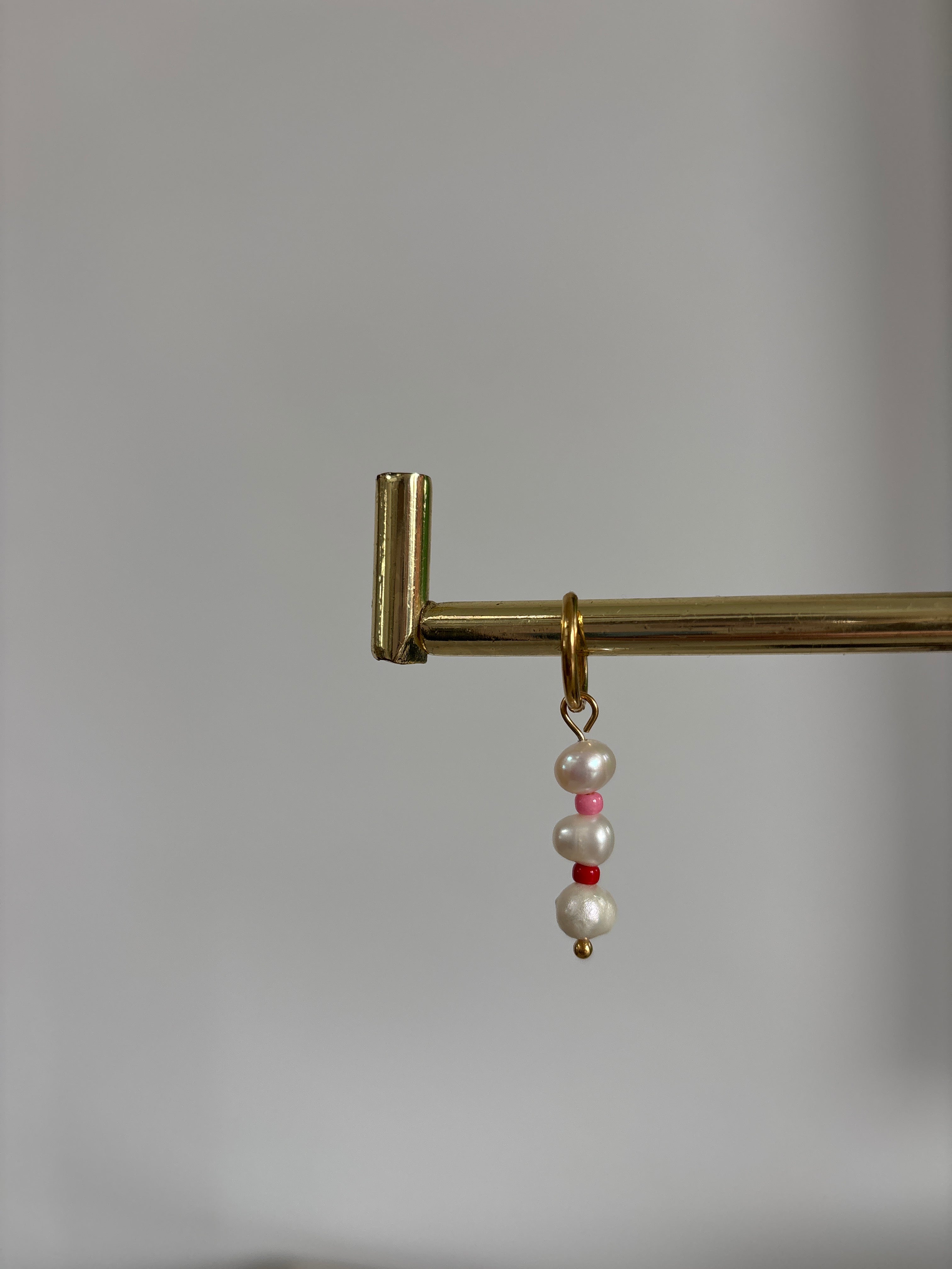 Colour pearl hoop | per stuk