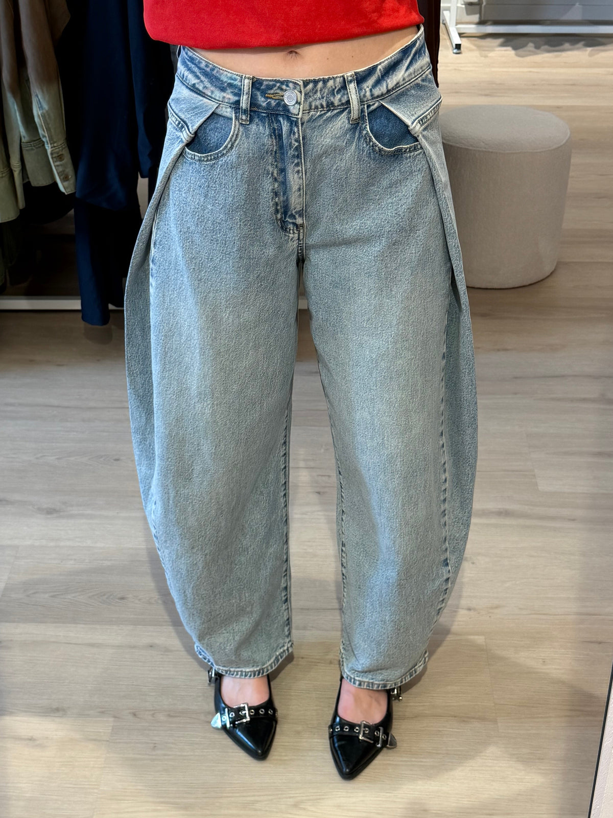 Wide leg jeans | pleated detail | Queen Hearts