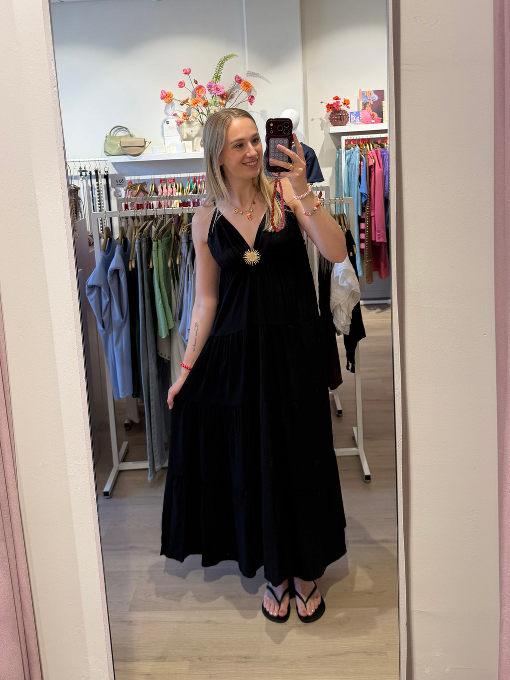 Lange jurk met broche | one size