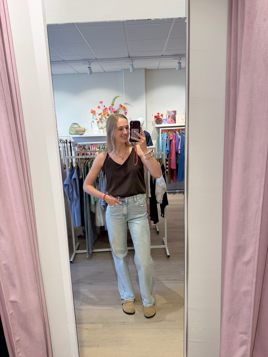 The wide leg, high rise jeans | Queen Hearts