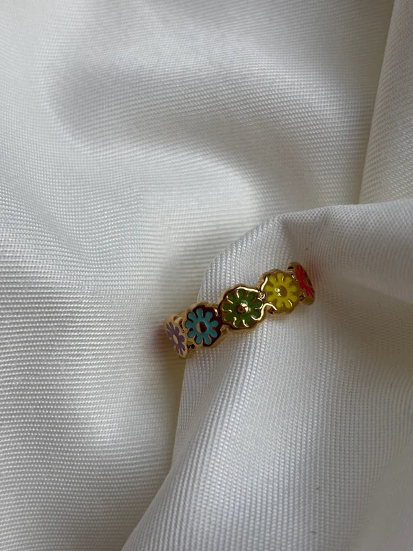Daisy ring