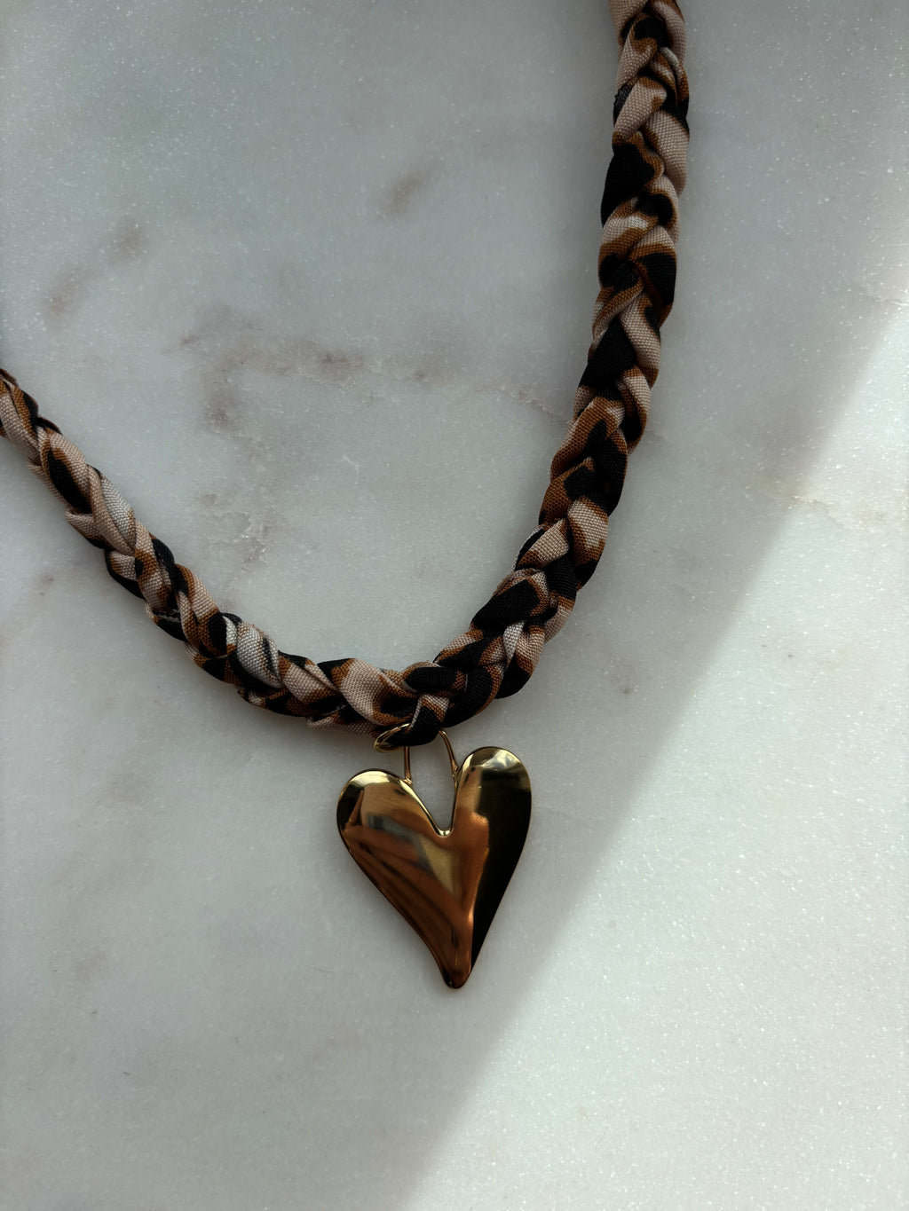 Bandana ketting | panterprint | kies je eigen bedel