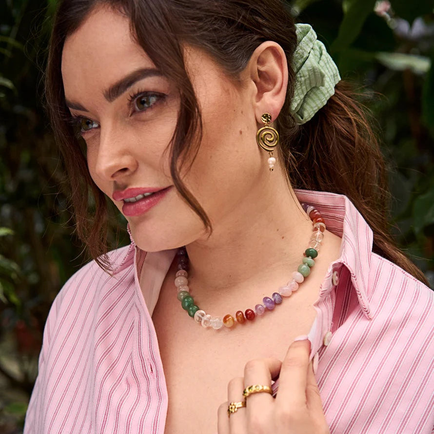 Necklace attraction | Studio Frenchie