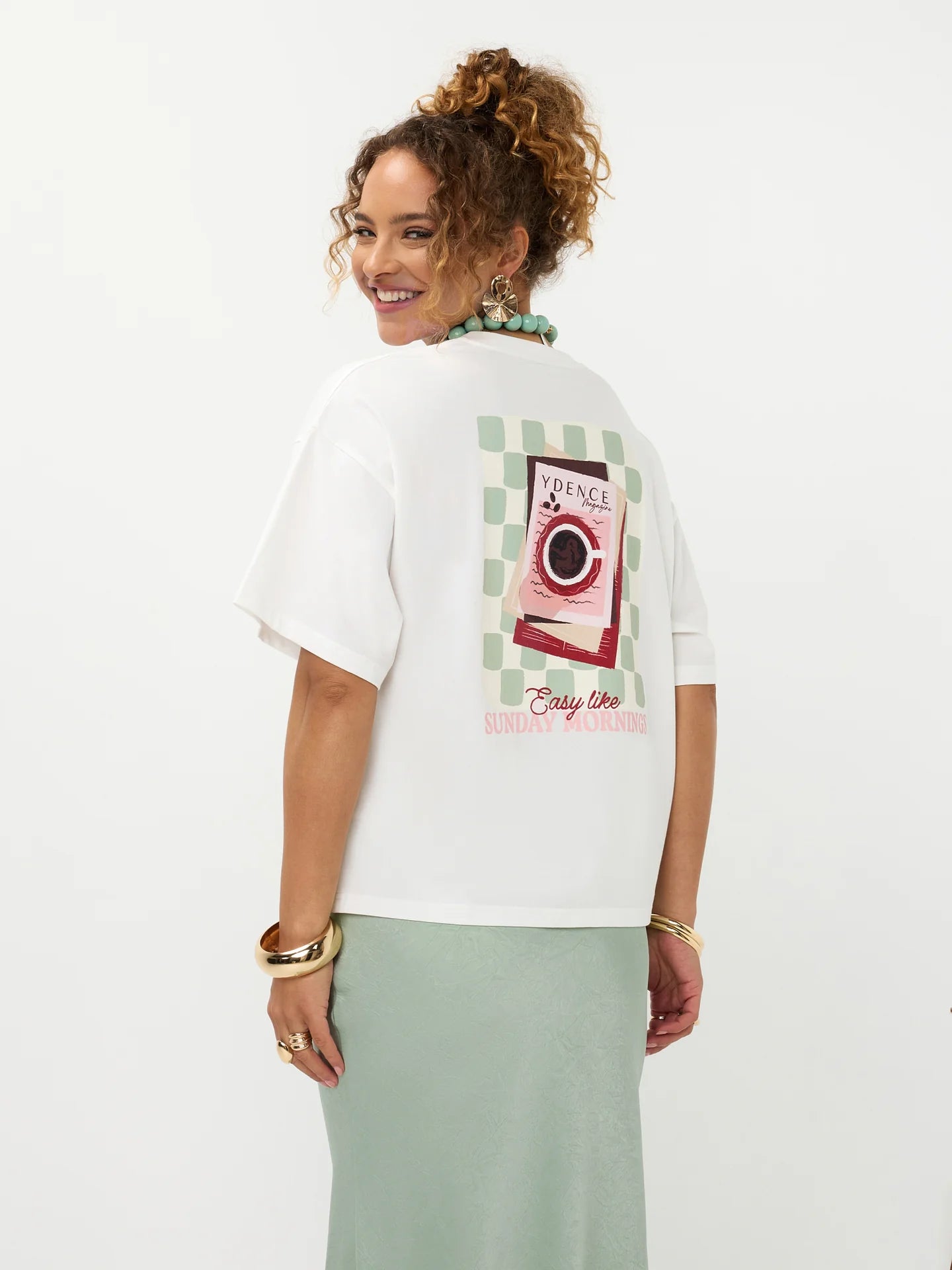 T-shirt Sunday Mornings | Ydence