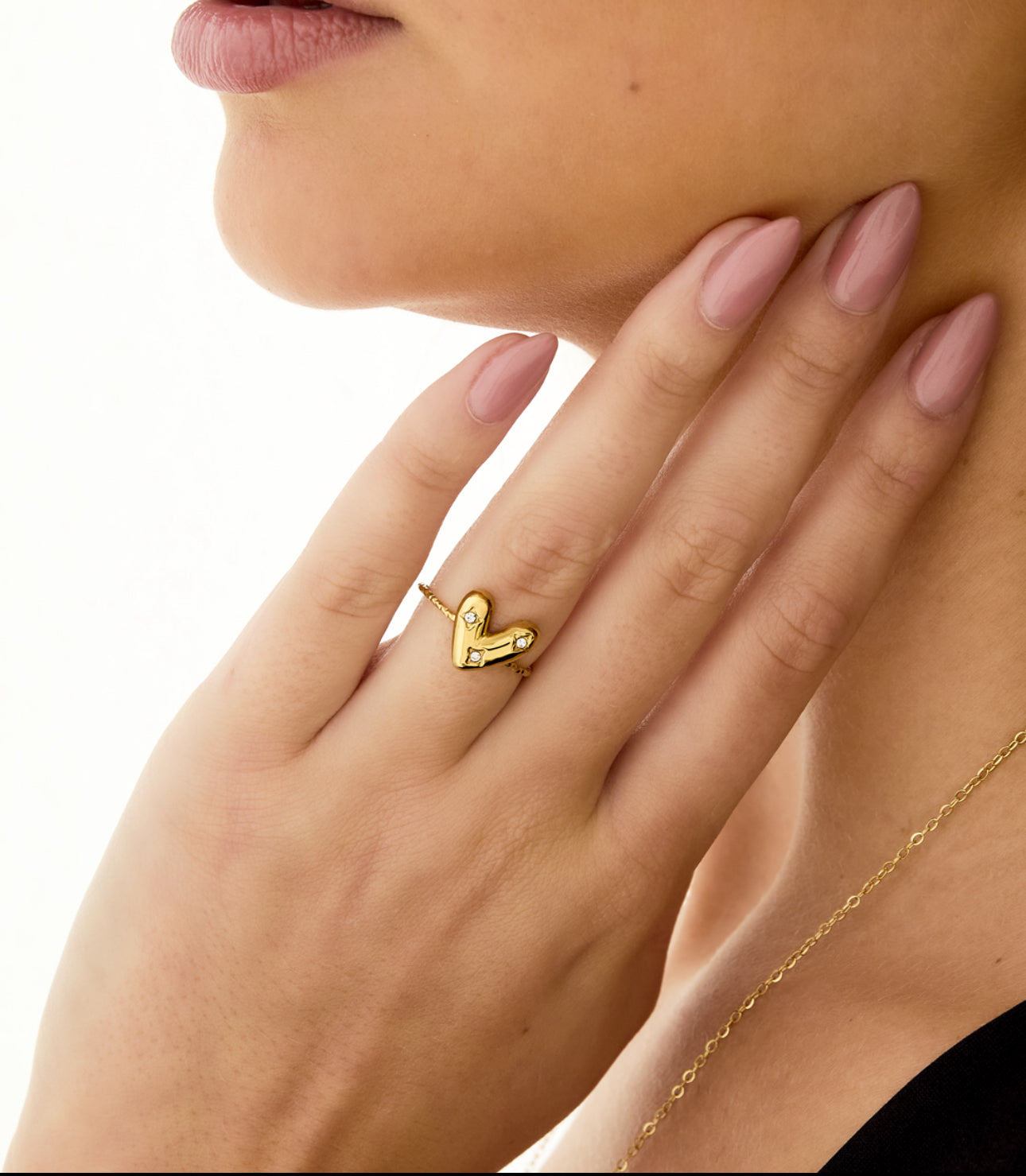 Shiny heart ring