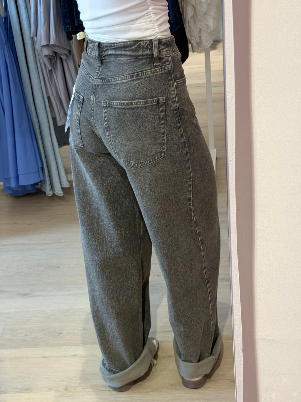 TALL baggy jeans wide fit  | Queen Hearts
