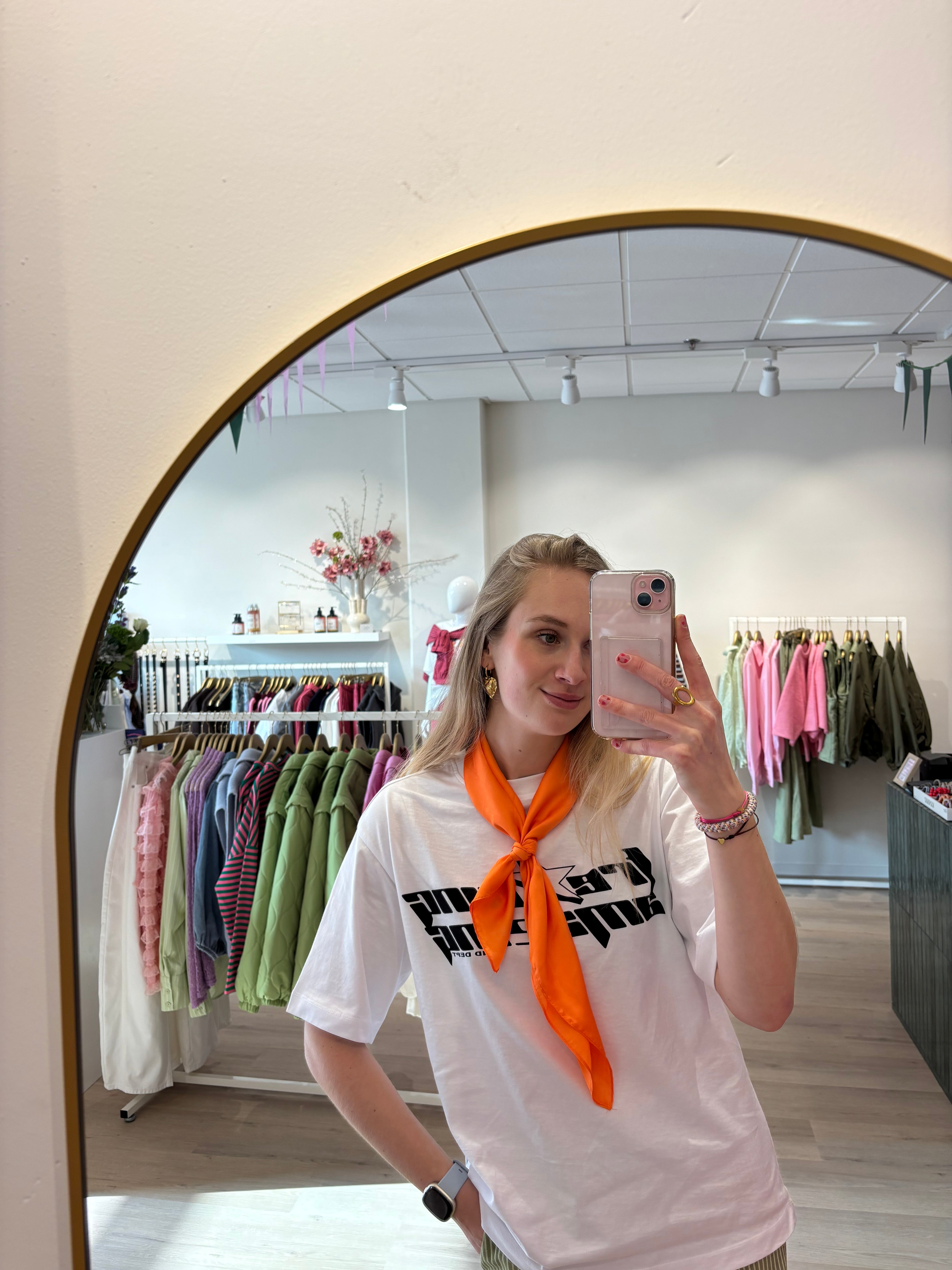 Sjaaltje oranje