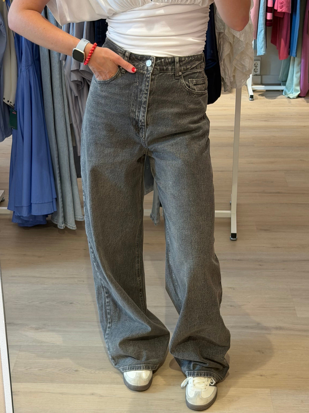 TALL baggy jeans wide fit  | Queen Hearts
