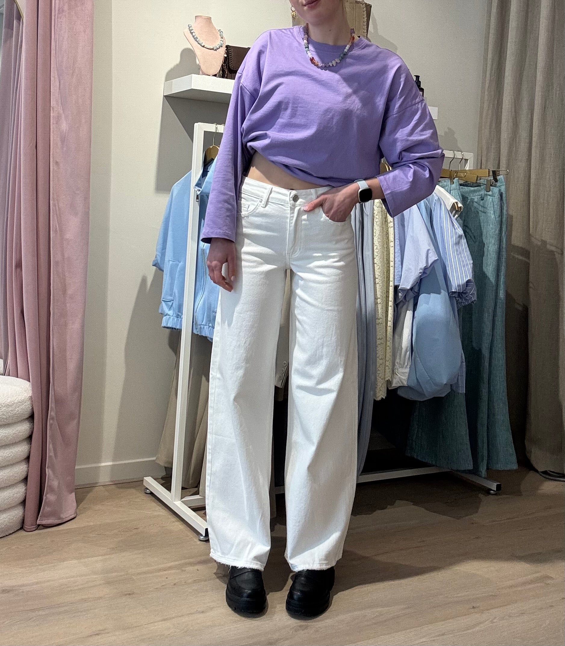 White wide leg jeans | Queen Hearts