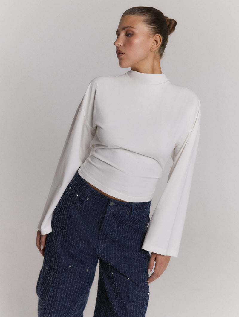 Feather longsleeve | Off white | Refined Department