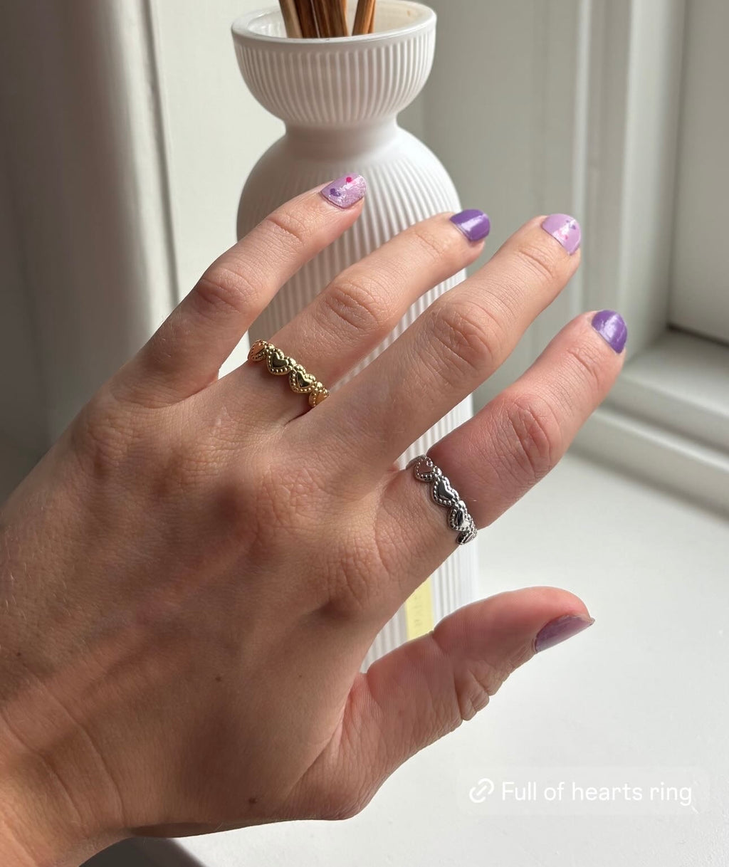 Full of hearts ring