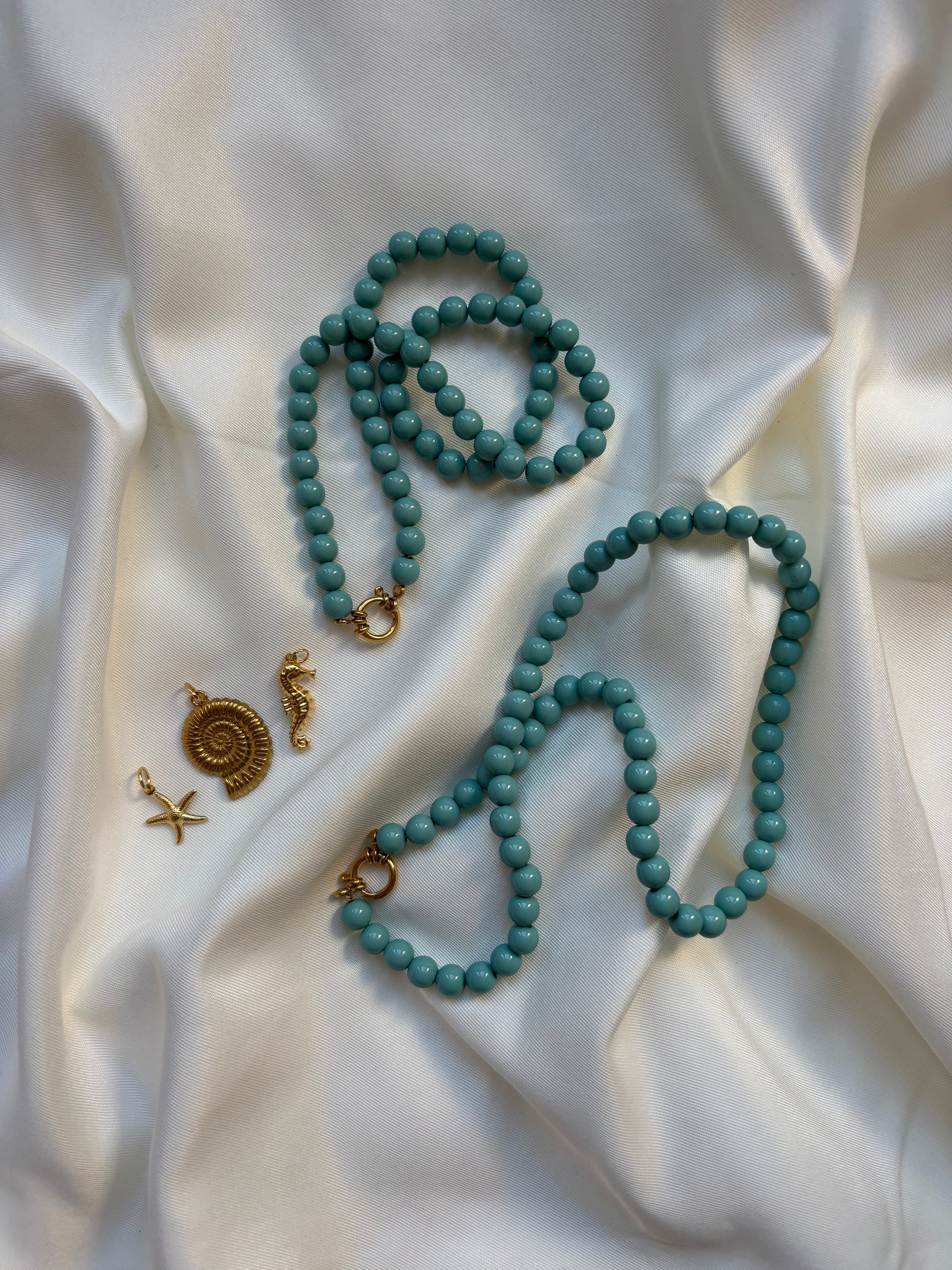 Minty beads necklace