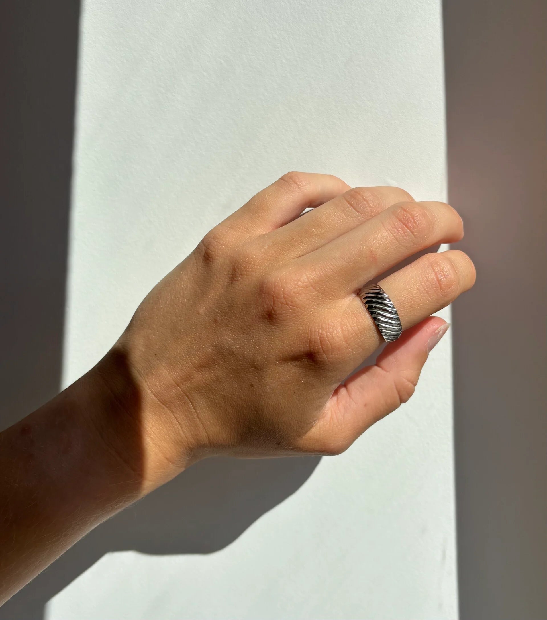 Bold lines ring